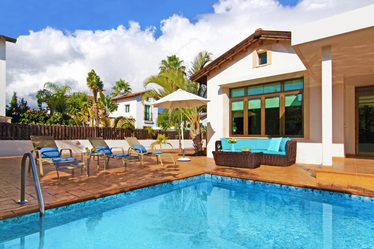 Villa Merry Ayia Napa Eksteriør billede