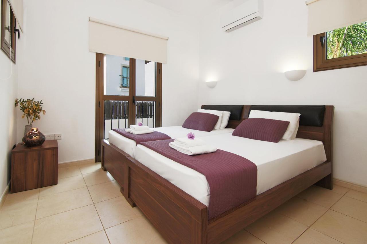 Villa Merry Ayia Napa Eksteriør billede
